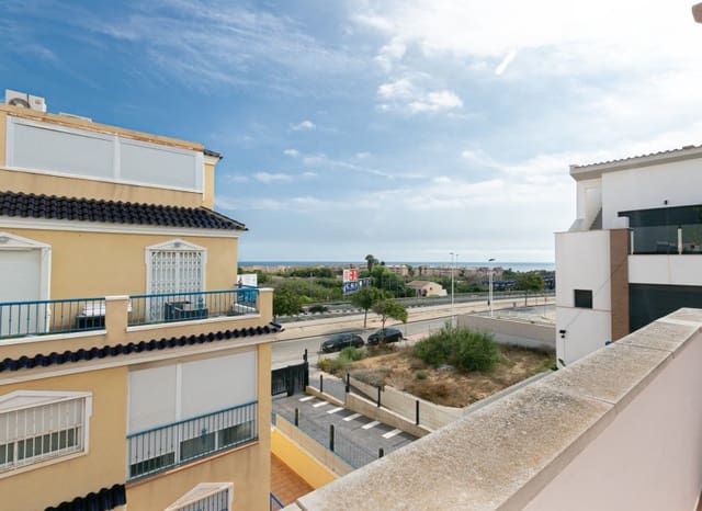 3 bedroom Townhouse for sale in Los Secanos, Guardamar del Segura with pool - € 250,000 (Ref: 9497668)