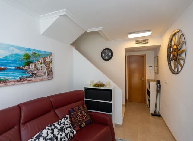 3 bedroom Townhouse for sale in Los Secanos, Guardamar del Segura with pool - € 250,000 (Ref: 9497668)