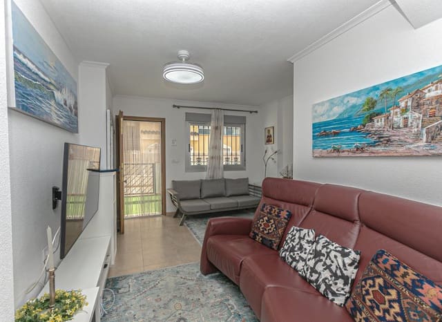 3 bedroom Townhouse for sale in Los Secanos, Guardamar del Segura with pool - € 250,000 (Ref: 9497668)