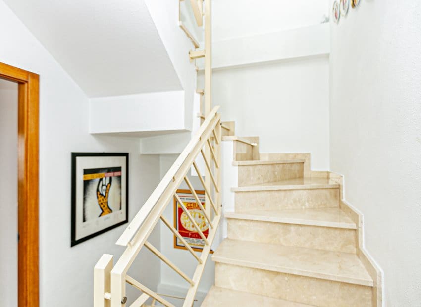 3 bedroom Townhouse for sale in Guardamar del Segura with pool - € 250,000 (Ref: 9497668)