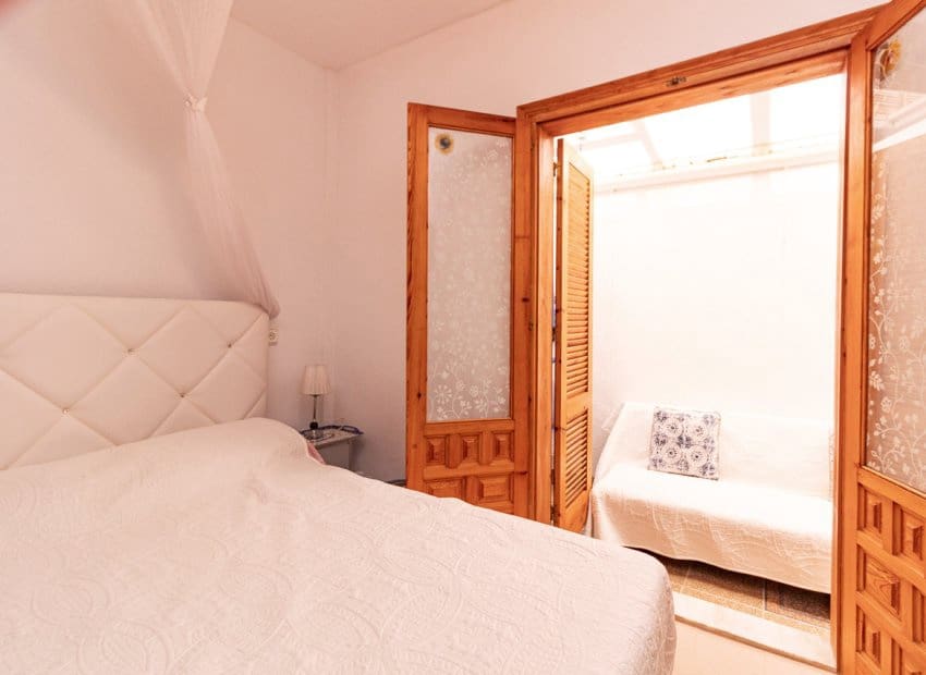 1 bedroom Apartment for sale in El Chaparral with pool - € 109,000 (Ref: 9497669)