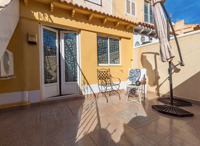 1 bedroom Apartment for sale in El Chaparral, Torrevieja with pool - € 109,000 (Ref: 9497669)