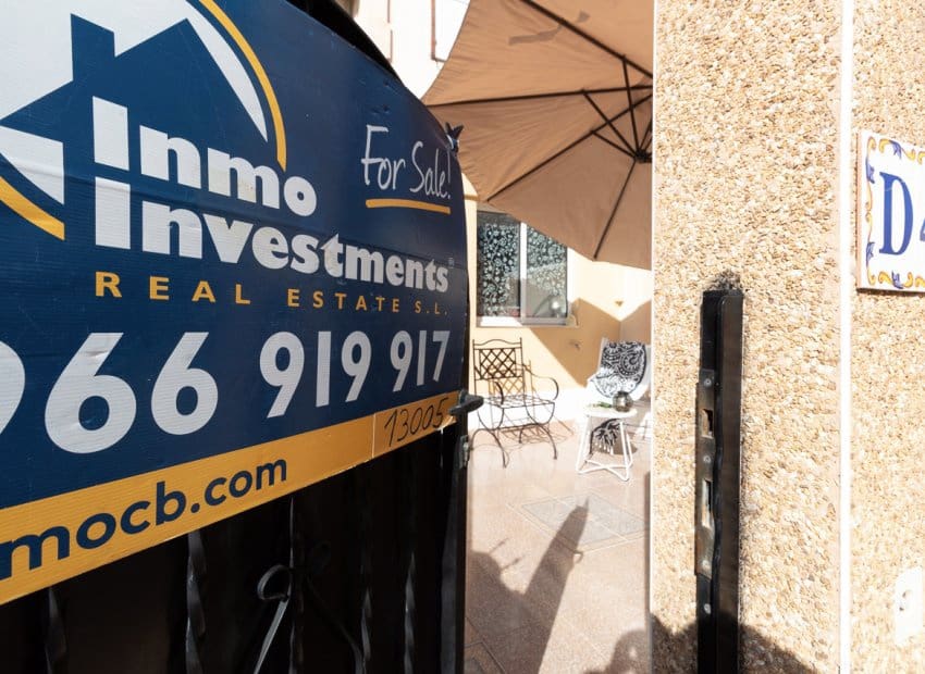 1 bedroom Apartment for sale in El Chaparral with pool - € 109,000 (Ref: 9497669)