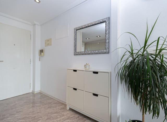 2 Zimmer Apartment zu verkaufen in La Zenia, Orihuela mit Pool - 198.000 € (Ref: 9497670)