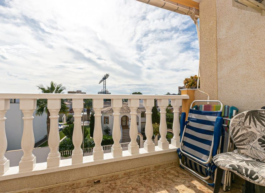 2 bedroom Apartment for sale in La Zenia with pool - € 198,000 (Ref: 9497670)