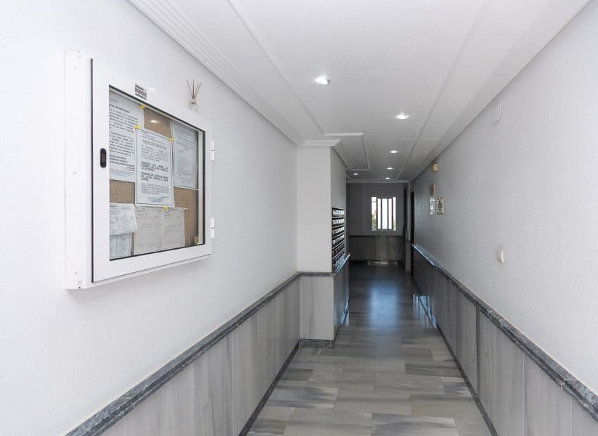 2 bedroom Apartment for sale in La Zenia with pool - € 198,000 (Ref: 9497670)