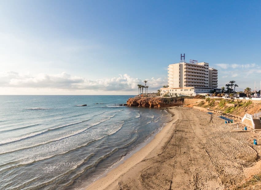 2 bedroom Apartment for sale in La Zenia with pool - € 198,000 (Ref: 9497670)