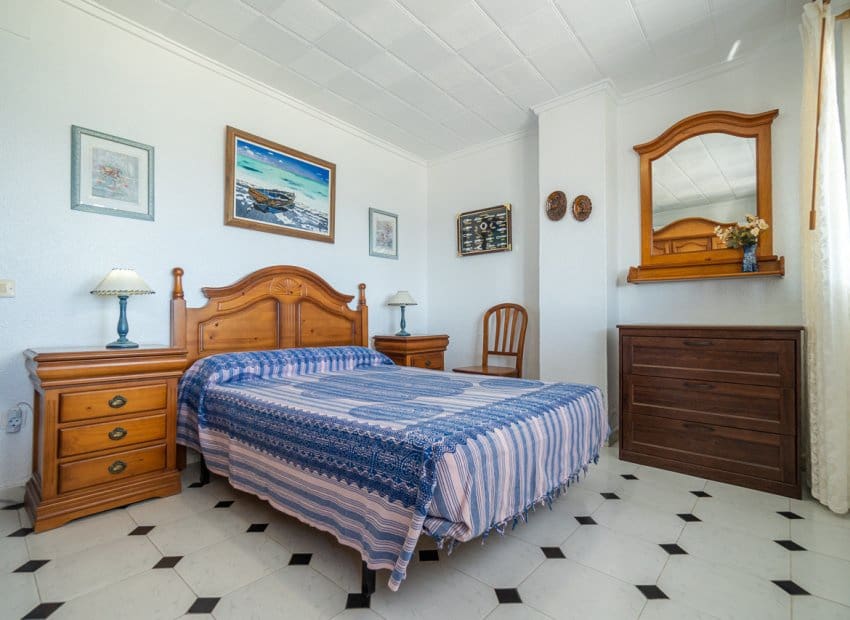 2 bedroom Apartment for sale in Pilar de la Horadada with pool - € 365,000 (Ref: 9497673)