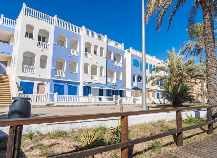 2 bedroom Apartment for sale in Pilar de la Horadada with pool - € 365,000 (Ref: 9497673)