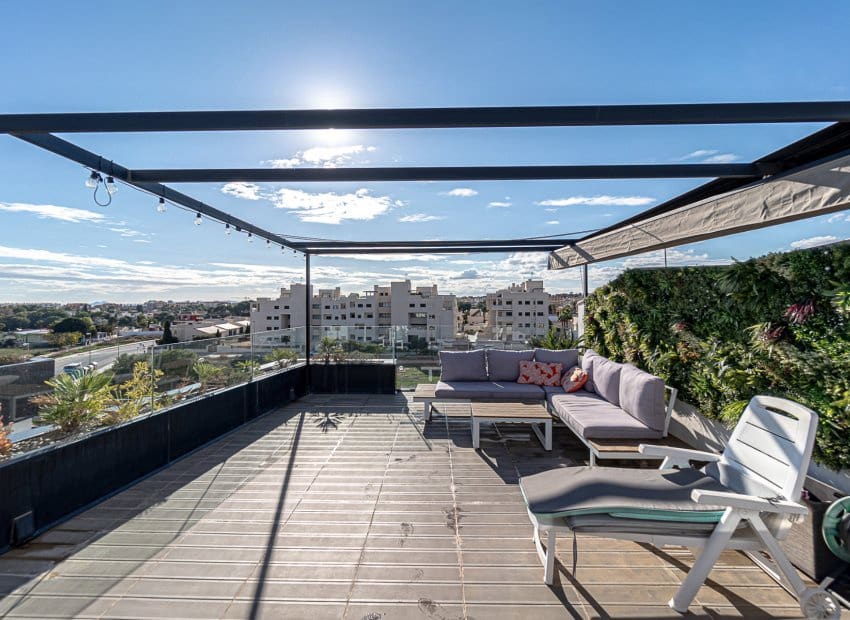 3 slaapkamer Penthouse te koop in Los Dolses met zwembad - € 549.000 (Ref: 9497675)