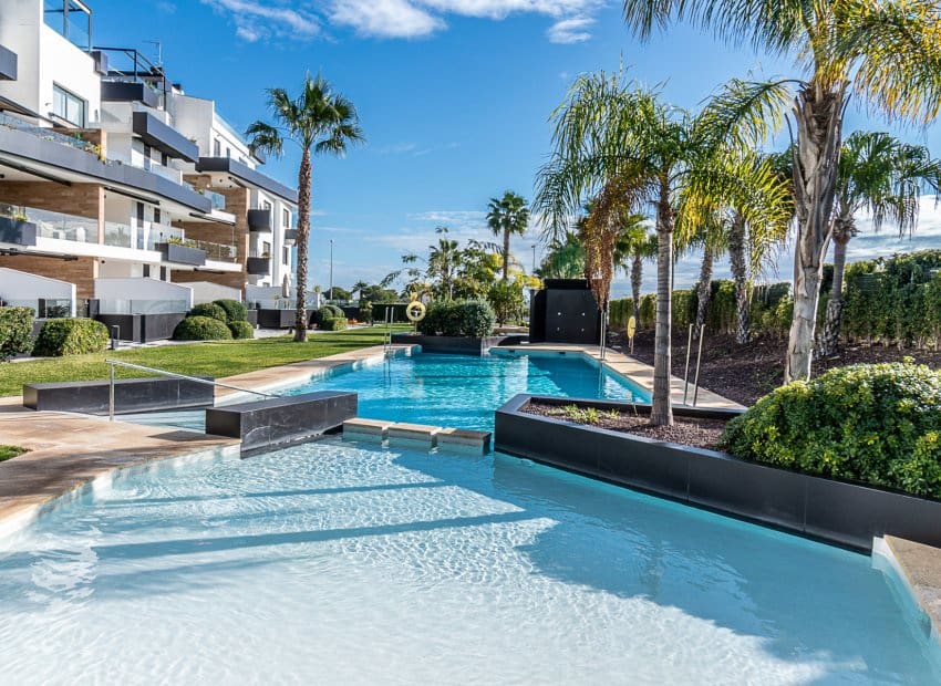 3 slaapkamer Penthouse te koop in Los Dolses met zwembad - € 549.000 (Ref: 9497675)