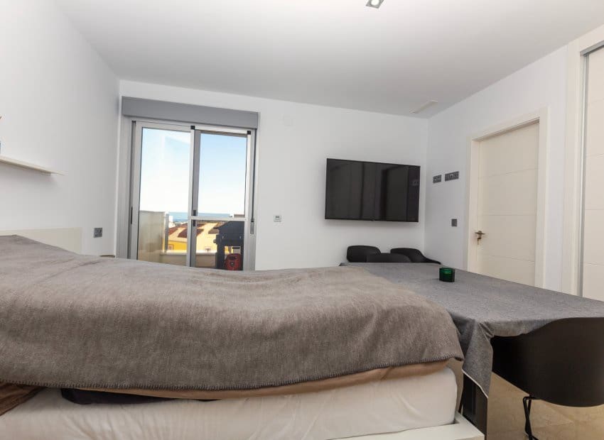 2 quarto Apartamento para venda em Villamartin com piscina - 275 000 € (Ref: 9497676)