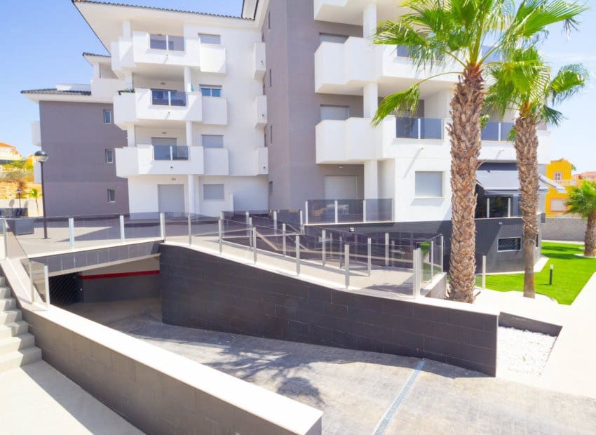2 quarto Apartamento para venda em Villamartin com piscina - 275 000 € (Ref: 9497676)