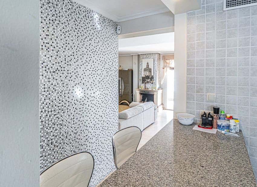 5 bedroom Villa for sale in La Mata with pool - € 1,170,000 (Ref: 9497677)