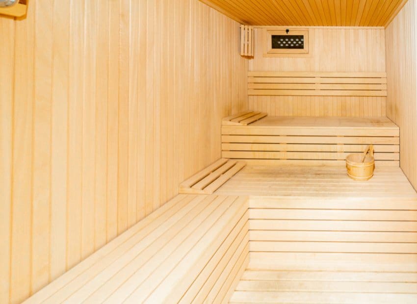 5 bedroom Villa for sale in La Mata with pool - € 1,170,000 (Ref: 9497677)