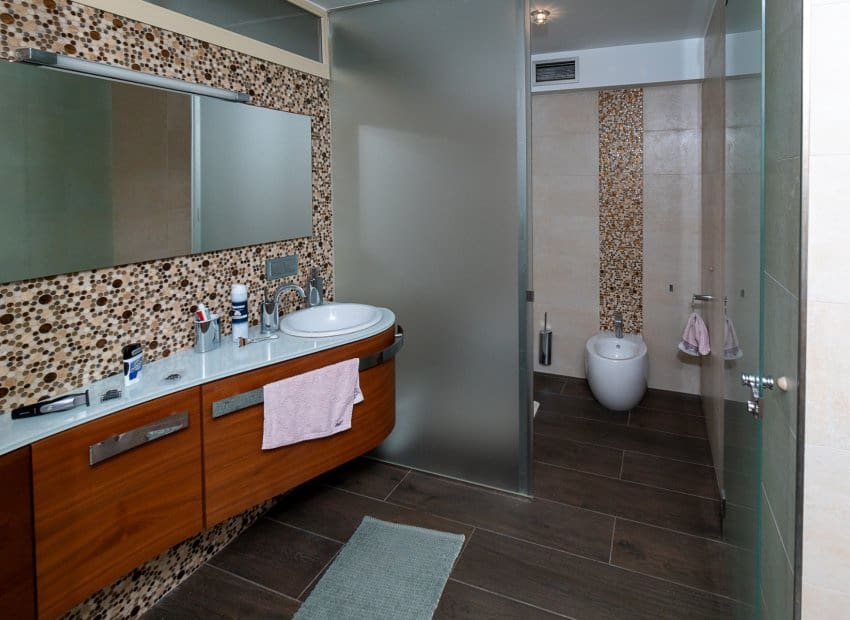 5 bedroom Villa for sale in La Mata with pool - € 1,170,000 (Ref: 9497677)