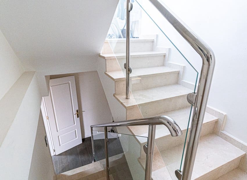 5 bedroom Villa for sale in La Mata with pool - € 1,170,000 (Ref: 9497677)