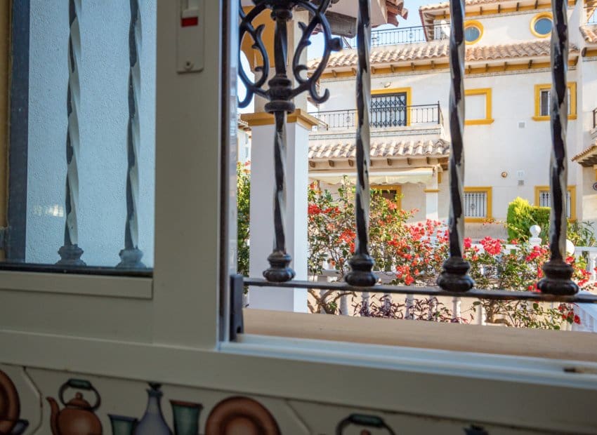 2 bedroom Semi-detached Villa for sale in La Zenia with pool - € 230,000 (Ref: 9497851)