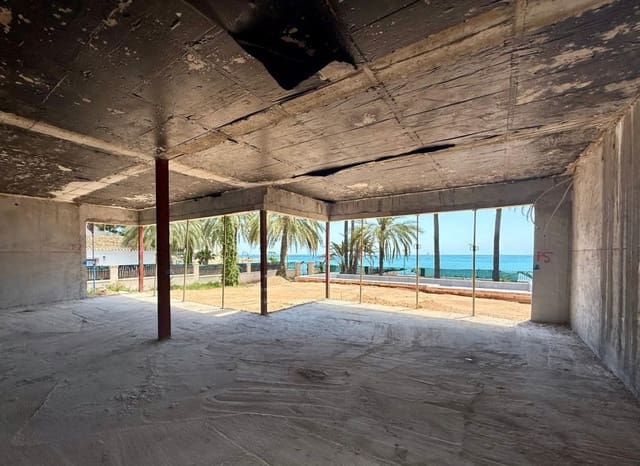 Willa na sprzedaż w Punta Prima, Orihuela z basenem - 2 750 000 € (Ref: 9518972)