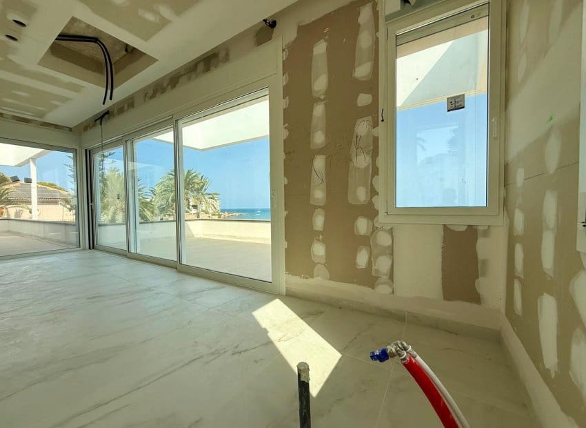5 slaapkamer Villa te koop in Orihuela Costa met zwembad garage - € 2.950.000 (Ref: 9518972)