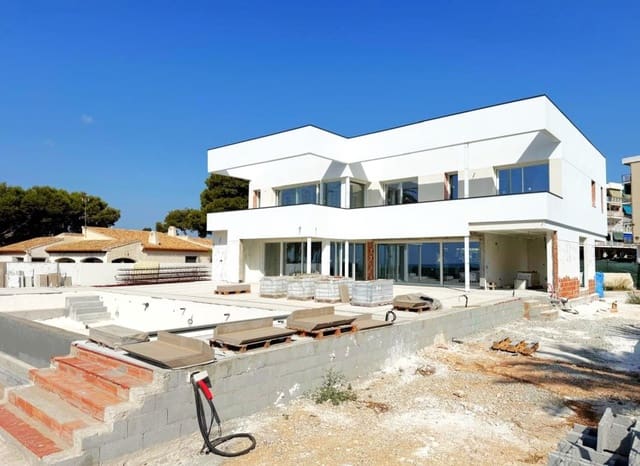 5 soveværelse Villa til salg i Punta Prima, Orihuela med swimmingpool garage - € 2.950.000 (Ref: 9518972)