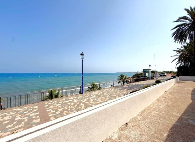 5 soveværelse Villa til salg i Punta Prima, Orihuela med swimmingpool garage - € 2.950.000 (Ref: 9518972)