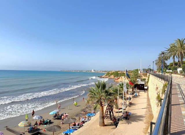 5 soveværelse Villa til salg i Punta Prima, Orihuela med swimmingpool garage - € 2.950.000 (Ref: 9518972)