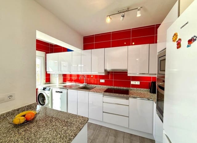 3 slaapkamer Villa te koop in Villamartin, Orihuela met zwembad - € 319.000 (Ref: 9518976)