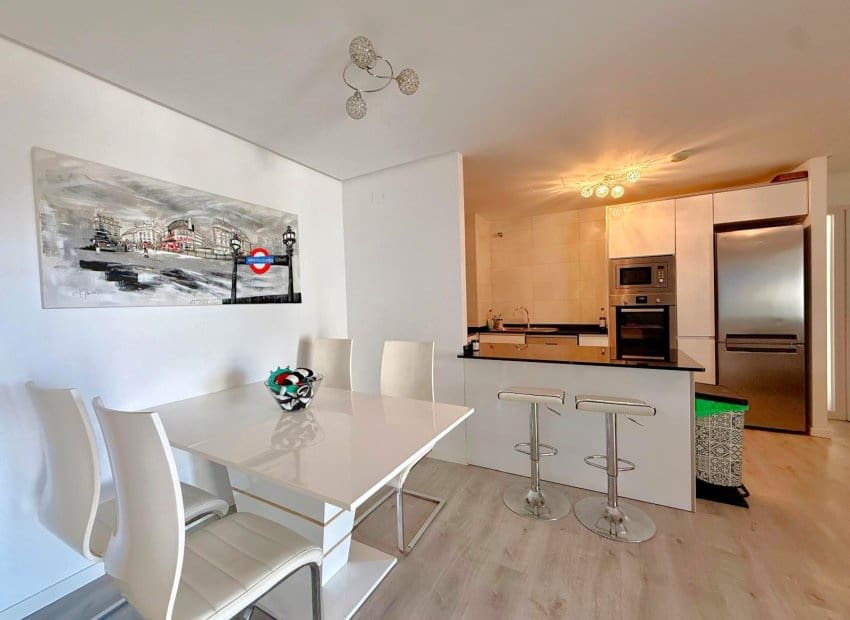 2 soverom Leilighet til salgs i Villamartin med svømmebasseng - € 235 000 (Ref: 9518977)