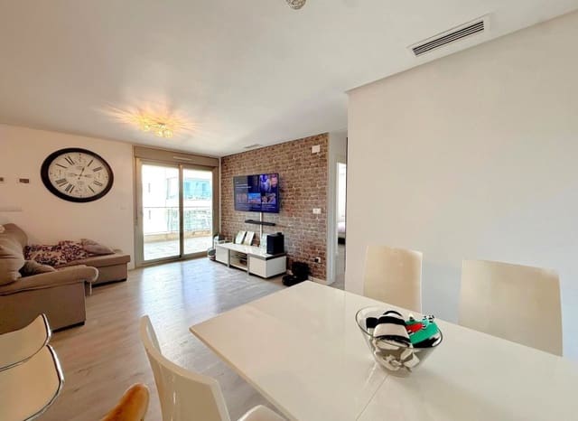 2 soverom Leilighet til salgs i Villamartin, Orihuela med svømmebasseng - € 235 000 (Ref: 9518977)