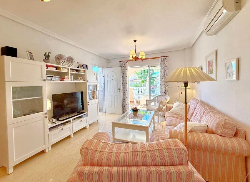 3 bedroom Penthouse for sale in Playa Flamenca with pool - € 245,000 (Ref: 9518979)