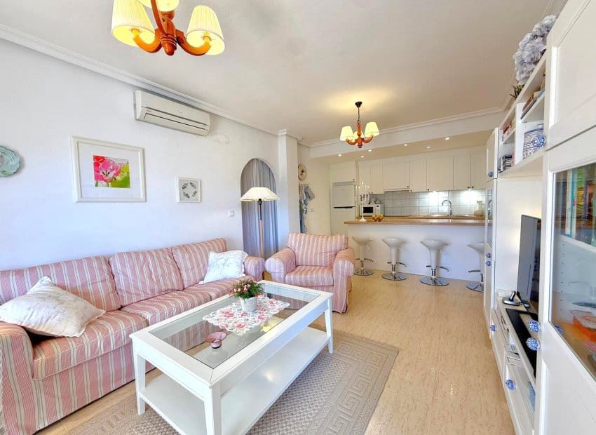 3 bedroom Penthouse for sale in Playa Flamenca with pool - € 245,000 (Ref: 9518979)