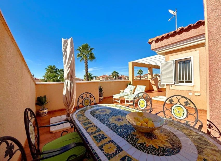 3 bedroom Penthouse for sale in Playa Flamenca with pool - € 245,000 (Ref: 9518979)