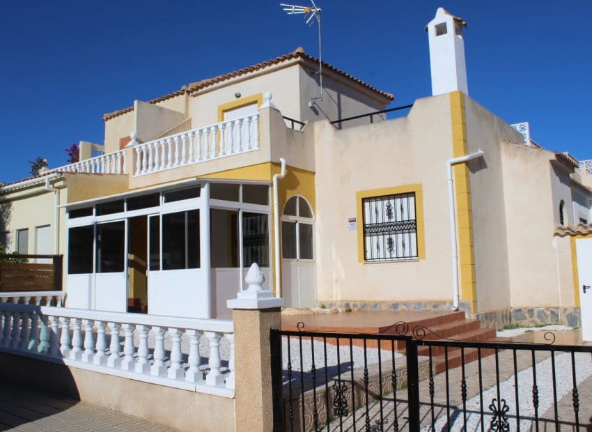 Bungalow de 3 habitaciones en Los Altos en venta con piscina garaje - 210.000 € (Ref: 9518981)