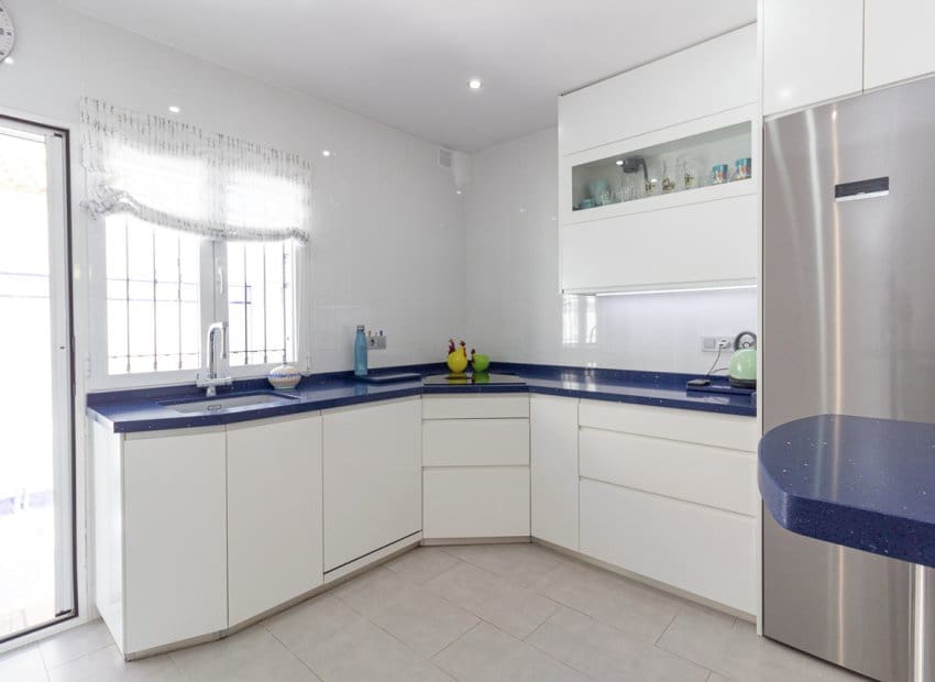 3 soverom Kjedet enebolig til salgs i La Zenia med svømmebasseng - € 312 000 (Ref: 9524531)