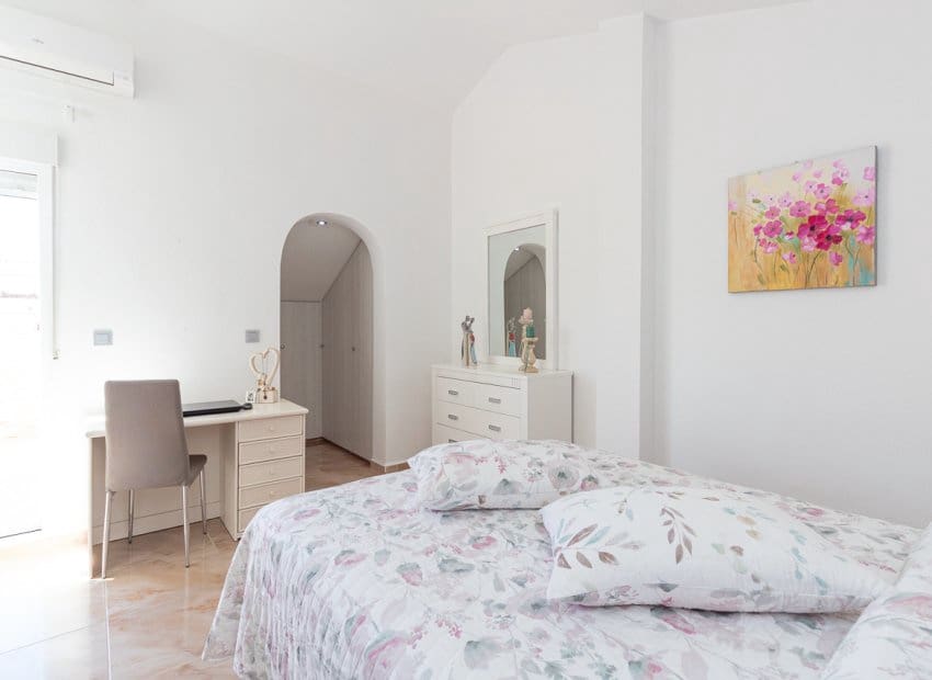 3 soverom Kjedet enebolig til salgs i La Zenia med svømmebasseng - € 312 000 (Ref: 9524531)