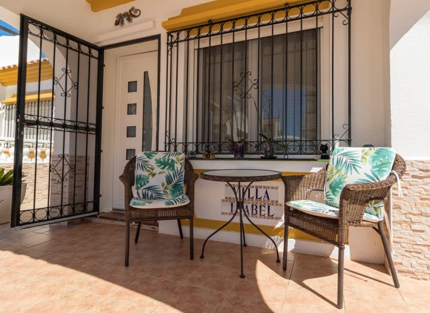 3 soverom Kjedet enebolig til salgs i La Zenia med svømmebasseng - € 312 000 (Ref: 9524531)