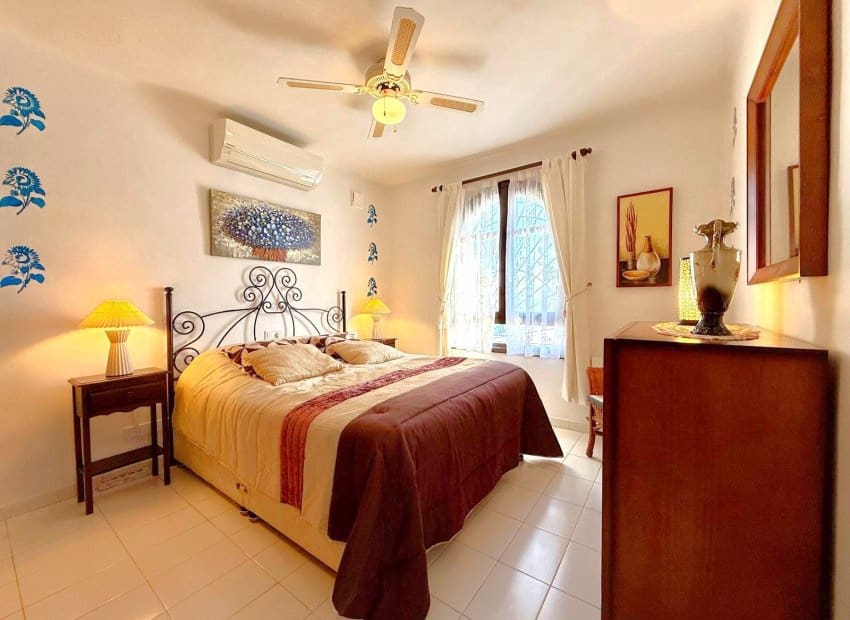 3 chambre Villa/Maison à vendre à Villamartin - 449 000 € (Ref: 9527925)