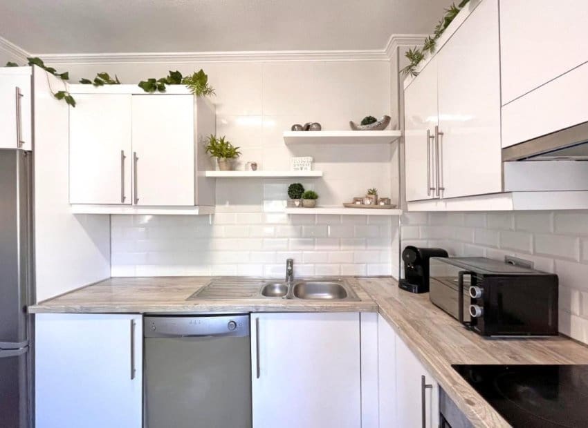 4 makuuhuone Huvila myytävänä paikassa La Zenia mukana uima-altaan - 399 000 € (Ref: 9527926)