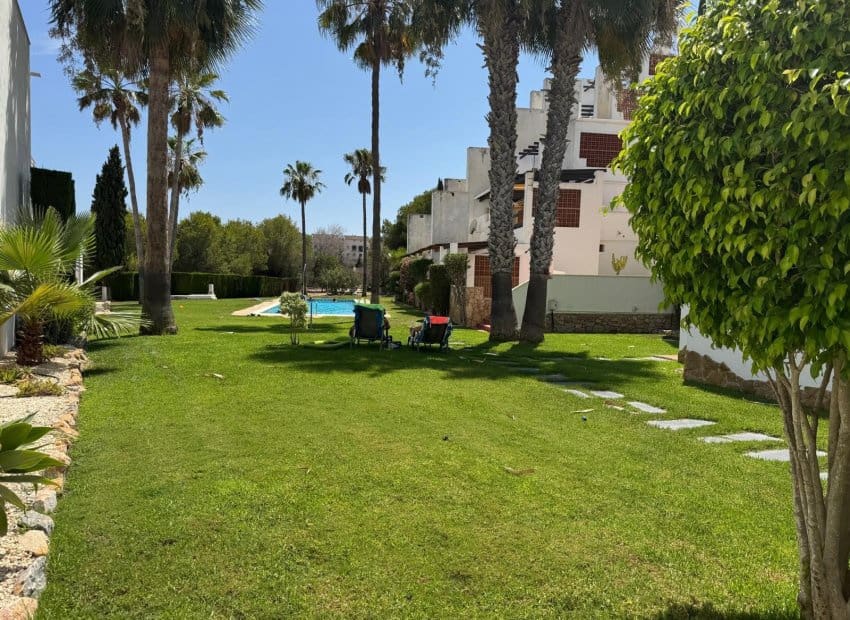 3 soveværelse Lejlighed til salg i Las Ramblas Golf med swimmingpool - € 275.000 (Ref: 9527929)