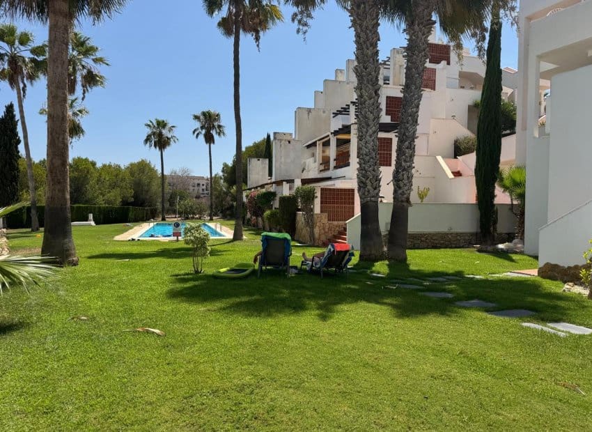 3 soveværelse Lejlighed til salg i Las Ramblas Golf med swimmingpool - € 275.000 (Ref: 9527929)