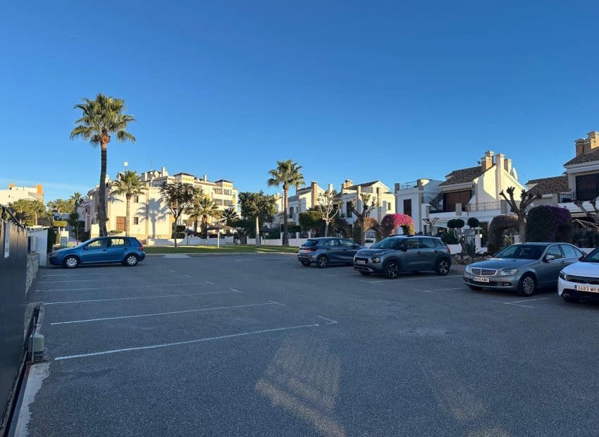 2 quarto Apartamento para venda em Campoamor com piscina - 189 995 € (Ref: 9527930)