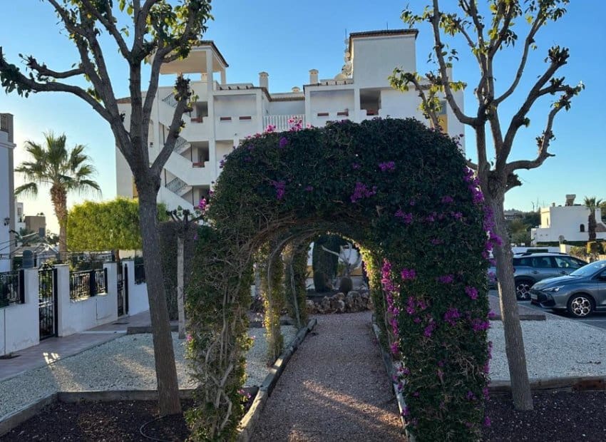 2 quarto Apartamento para venda em Campoamor com piscina - 189 995 € (Ref: 9527930)