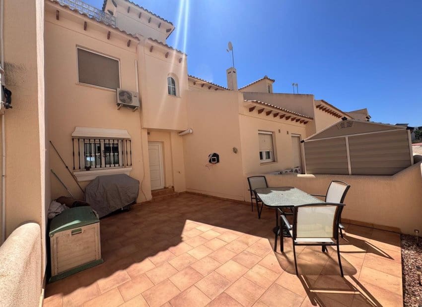 2 bedroom Townhouse for sale in Las Ramblas Golf with pool - € 235,000 (Ref: 9527932)