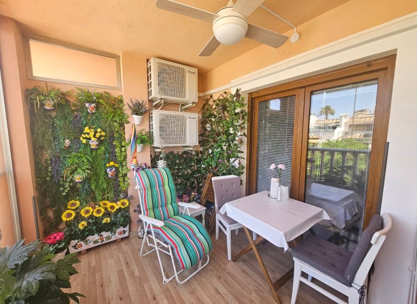 2 sypialnia Apartament na sprzedaż w Villamartin z basenem - 179 999 € (Ref: 9536827)