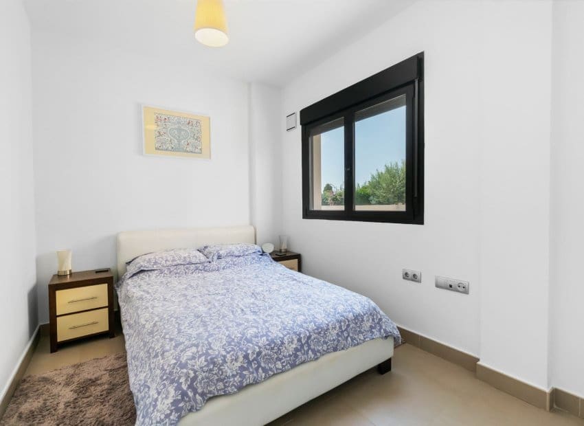 4 soveværelse Villa til salg i Villamartin med swimmingpool - € 429.000 (Ref: 9536829)