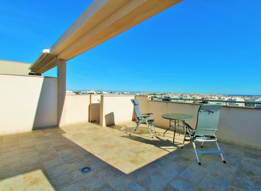 2 sovrum Lägenhet till salu i Villamartin med pool - 289 900 € (Ref: 9536830)