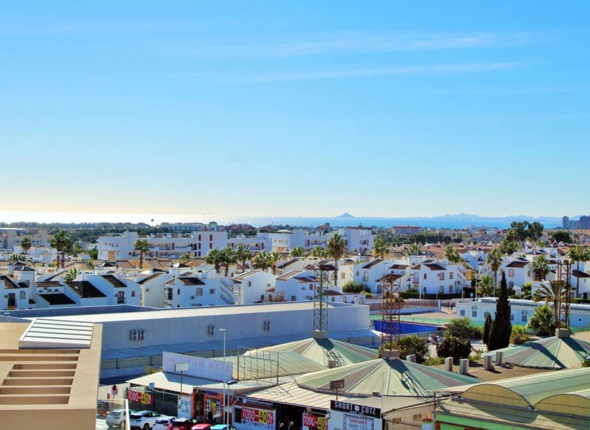 2 sovrum Lägenhet till salu i Villamartin med pool - 289 900 € (Ref: 9536830)