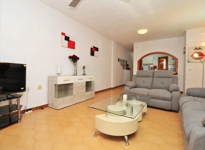2 quarto Apartamento para venda em Villamartin com piscina - 164 000 € (Ref: 9536831)