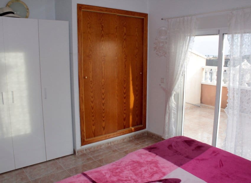 4 soveværelse Villa til salg i Torre de la Horadada med garage - € 272.000 (Ref: 9548466)